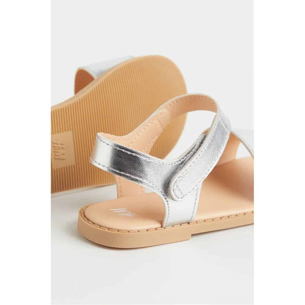 صندل دخترانه بچه گانه برند اچ اند ام مدل Silver Colored