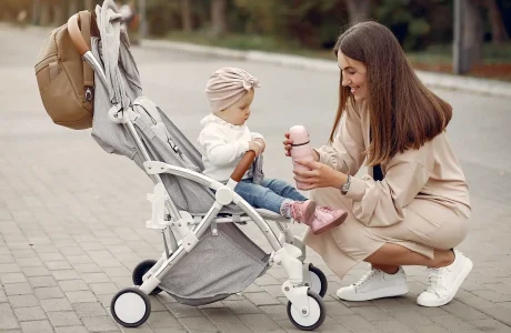 انتخاب بهترین کالسکه مسافرتی نوزاد