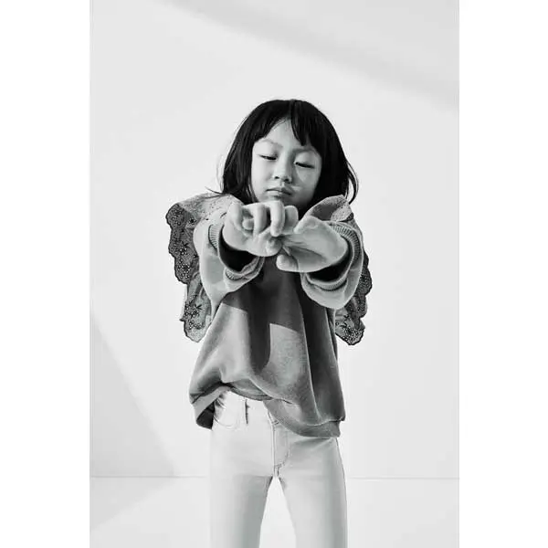 بلوز بچه گانه دخترانه برند اچ اند ام مدل Dark beige