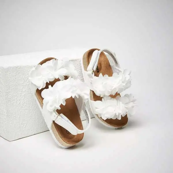 صندل بچه گانه دخترانه برند مکس مدل Floral 3D