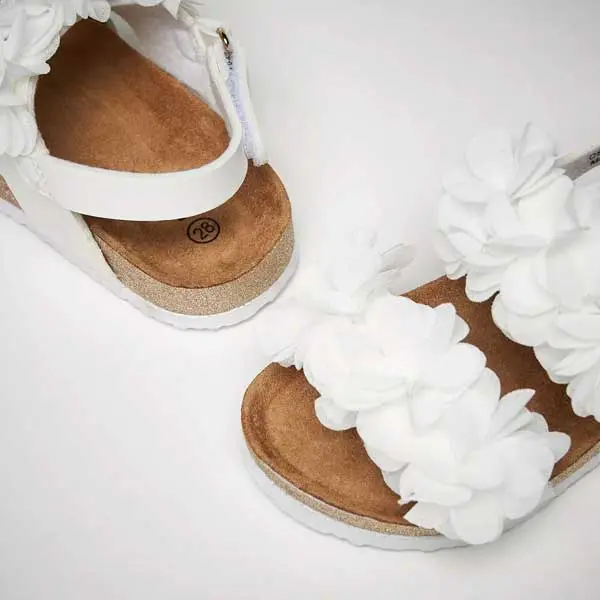 صندل بچه گانه دخترانه برند مکس مدل Floral 3D