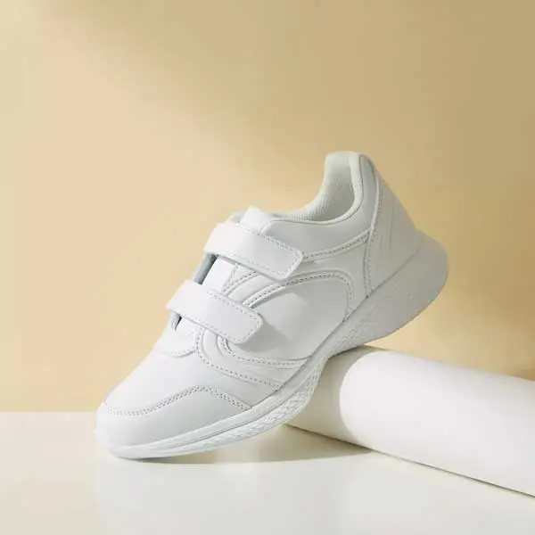 کفش کتانی بچه گانه برند مکس مدل School Sports