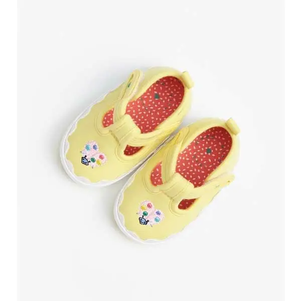 پاپوش نوزاد برند مادرکر مدل Ladybird