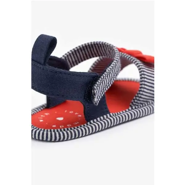 پاپوش نوزاد دخترانه برند مادرکر مدل Navy