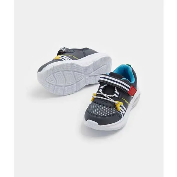 کفش کتانی پسرانه بچه گانه مادرکر مدل Toggle Trainers